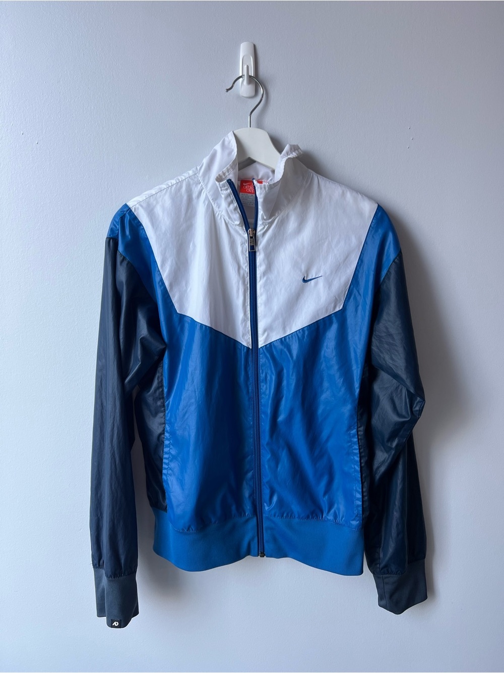 Nike Blue White Black Windbreaker Jacket Vintage Colour block Y2K Men’s medium